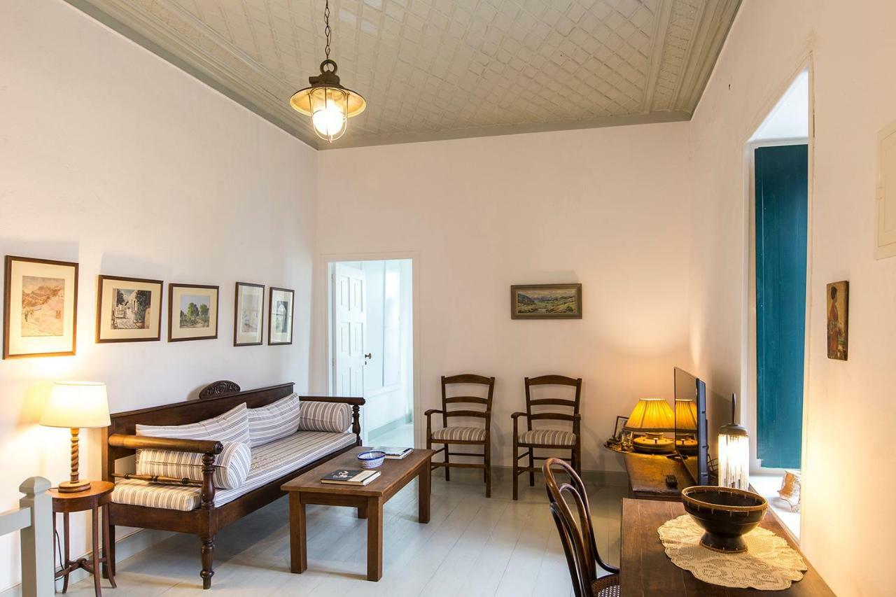 Two Olive Trees Guest House Spetses Town Exterior photo